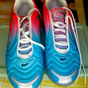 Nike Airmax worn two times. Very comfortable athletic shoe.